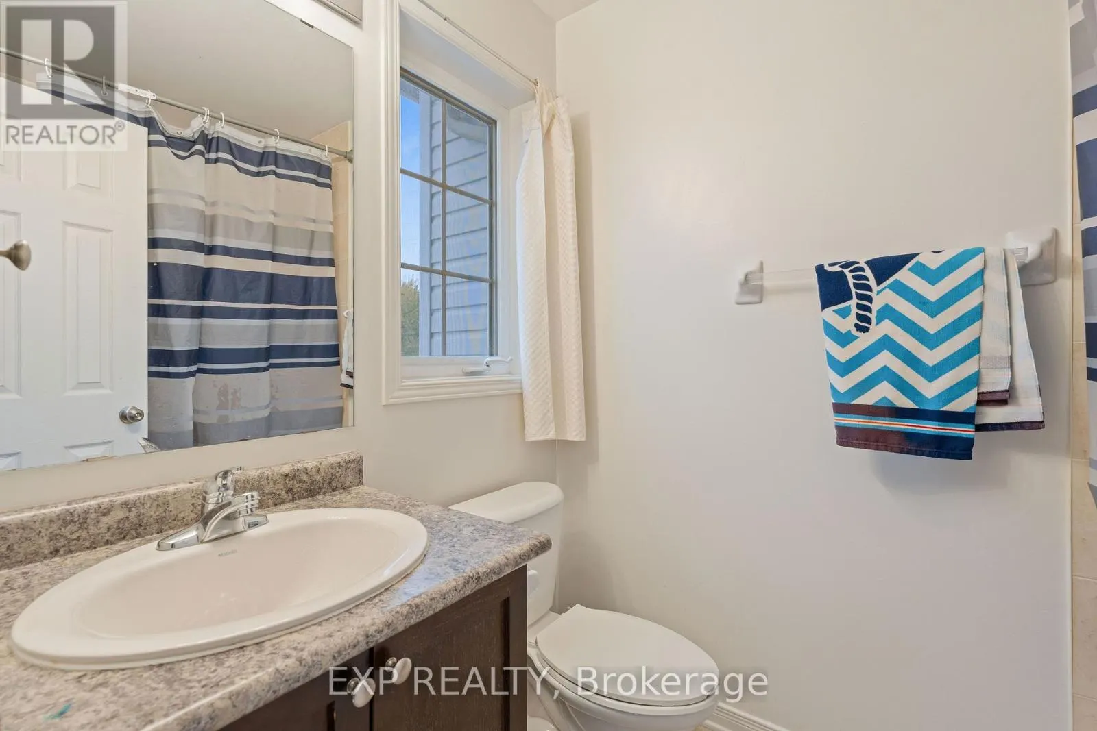 333 ROLLING MEADOW CRESCENT
