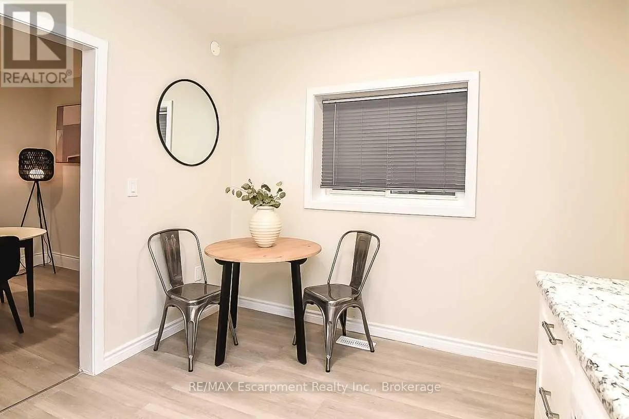 2 - 285 BALMORAL AVENUE N #2