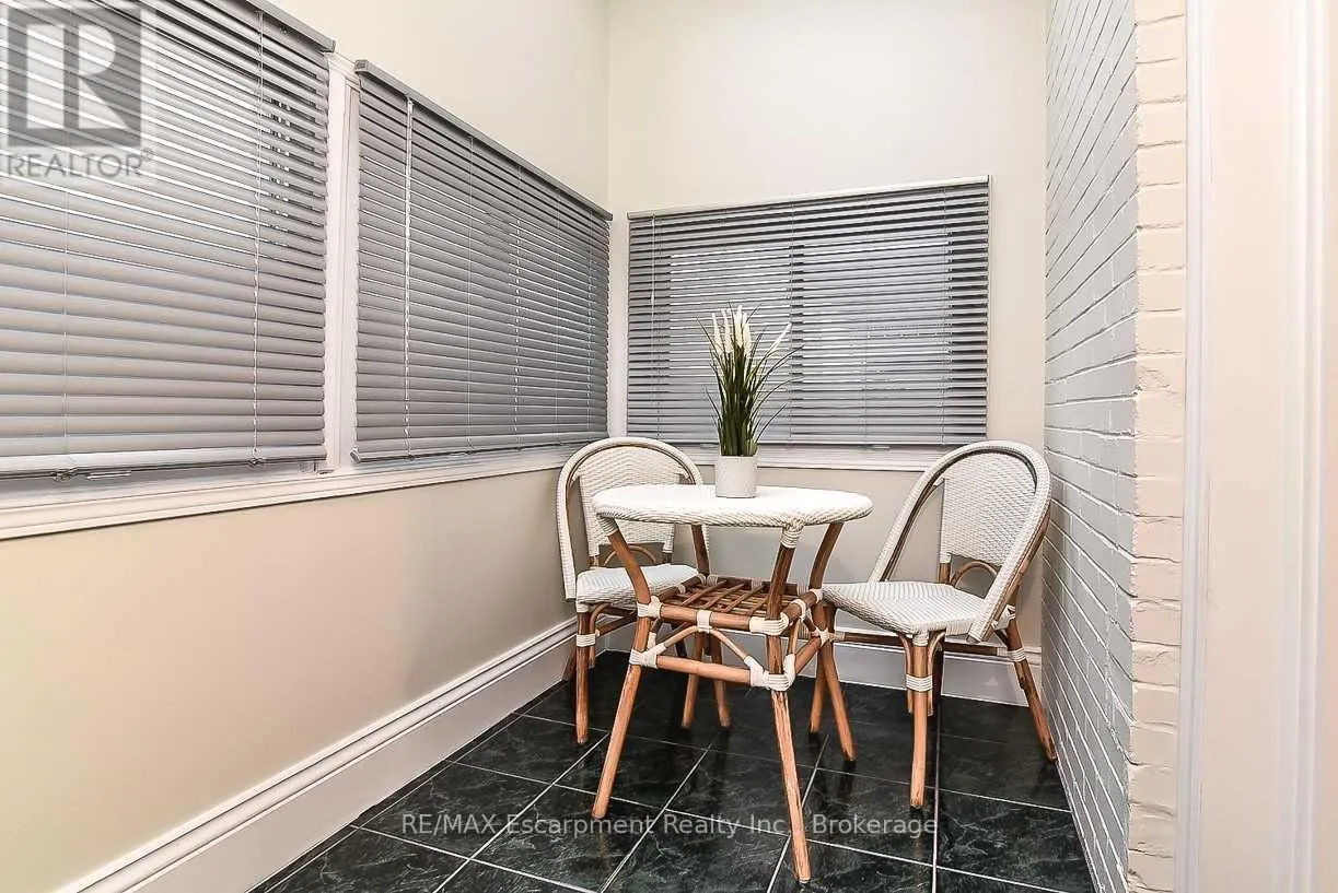 2 - 285 BALMORAL AVENUE N #2