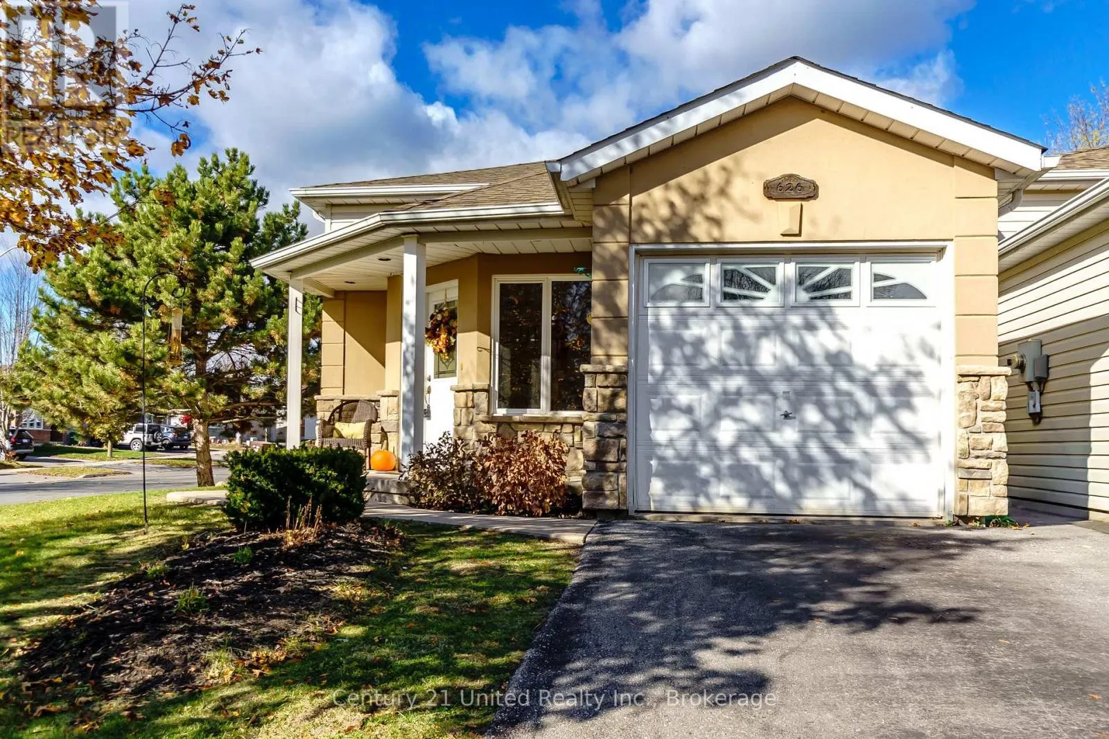 626 TRAILVIEW DRIVE