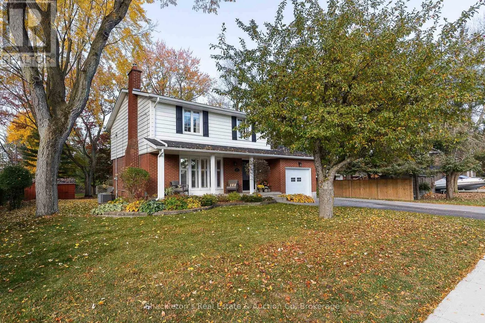 102 WATERLOO STREET S