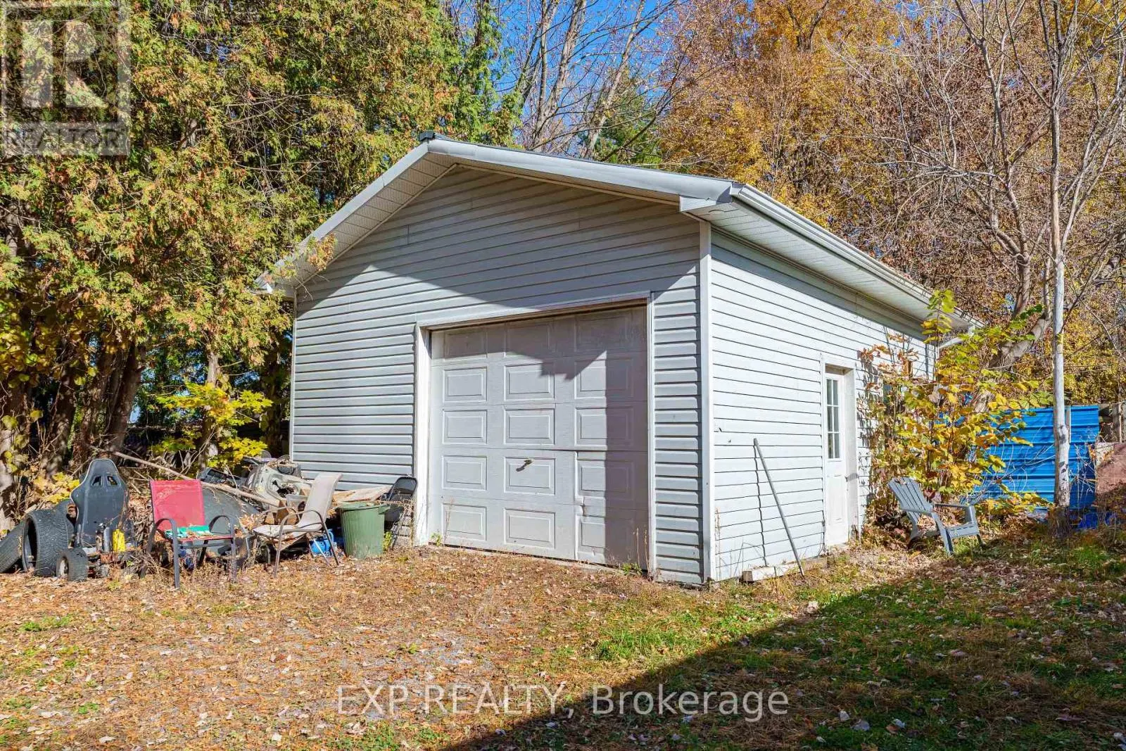 1089 ARMSTRONG ROAD