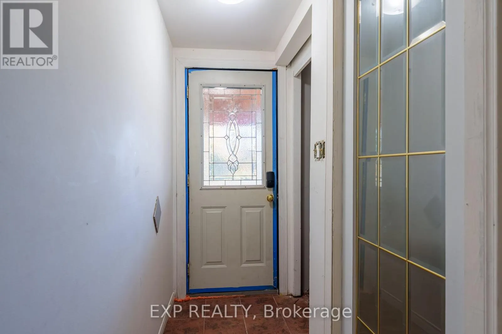 1089 ARMSTRONG ROAD