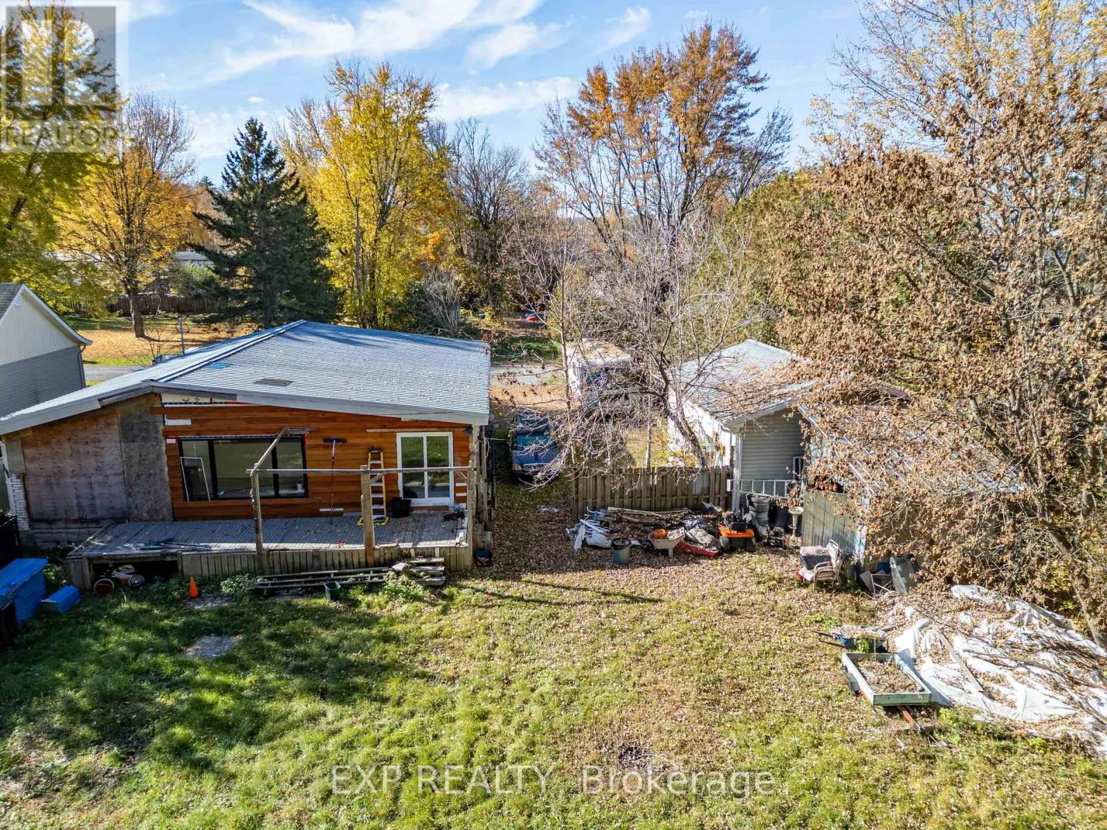 1089 ARMSTRONG ROAD