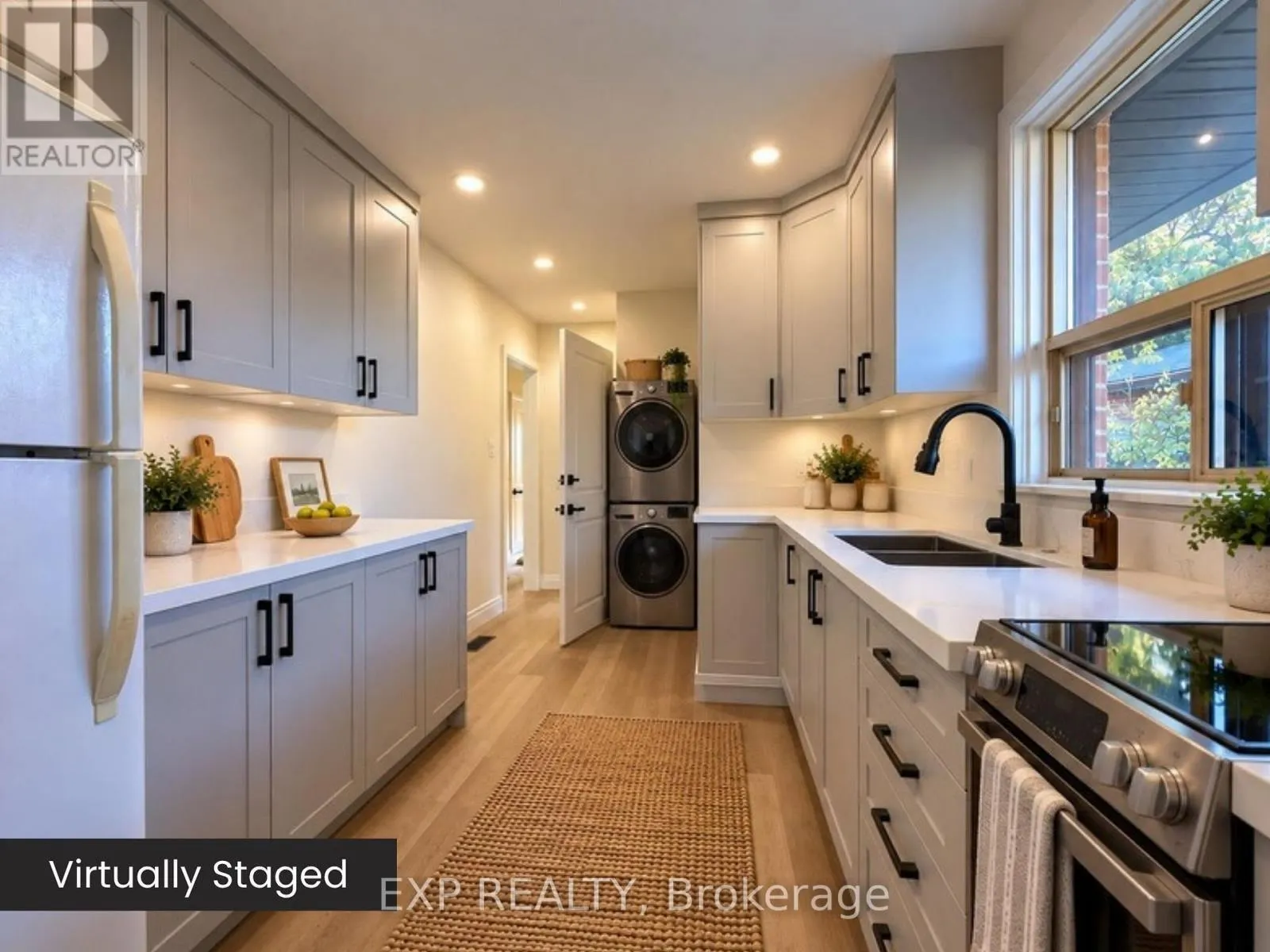 UPPER - 117 WAVERLEY DRIVE