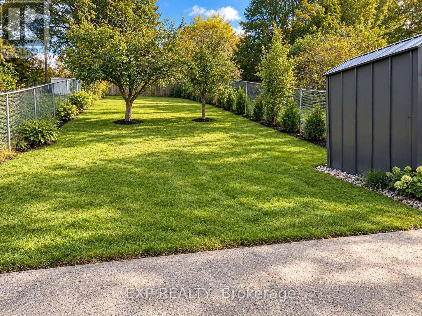 UPPER - 117 WAVERLEY DRIVE