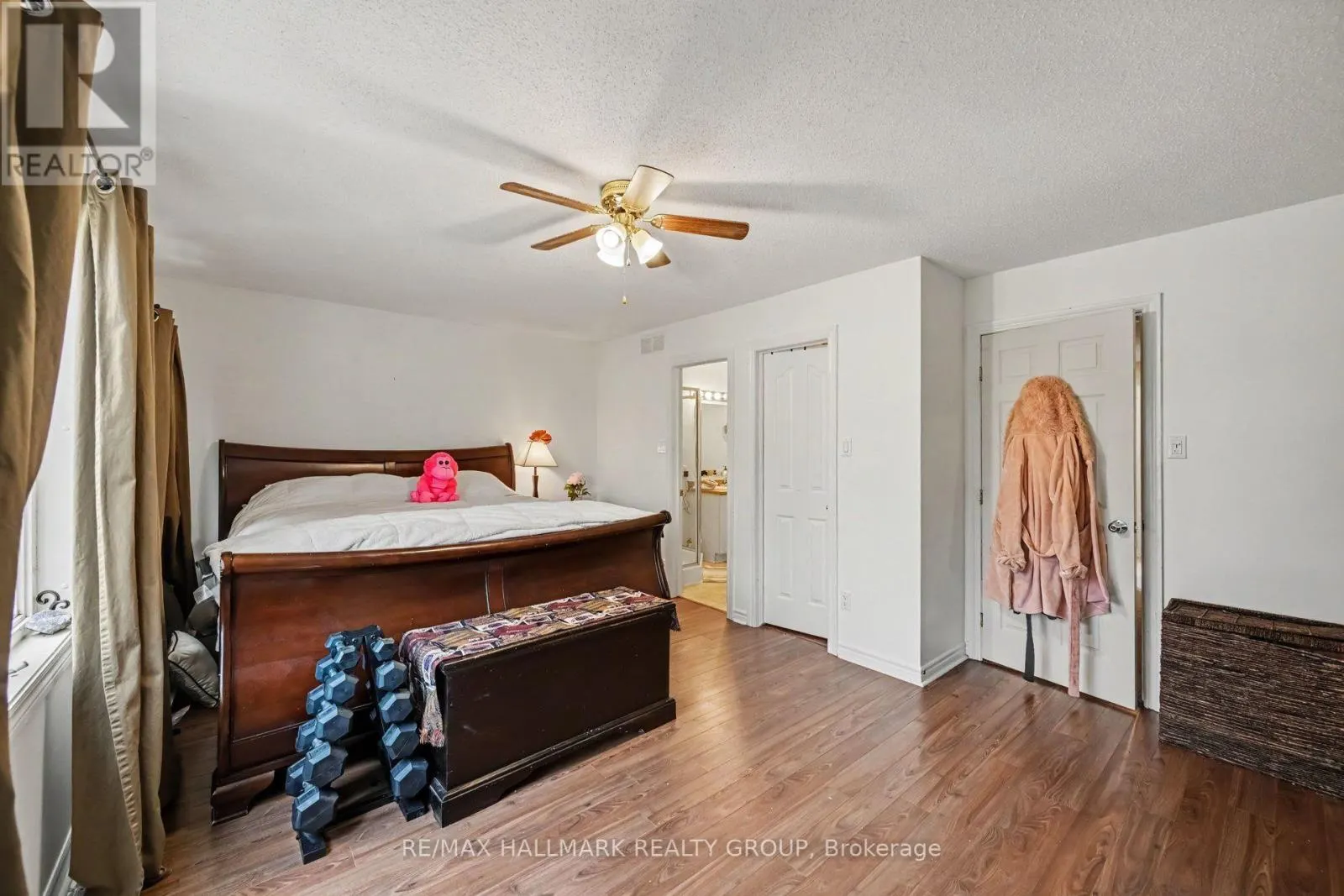 261 SADDLESMITH CIRCLE