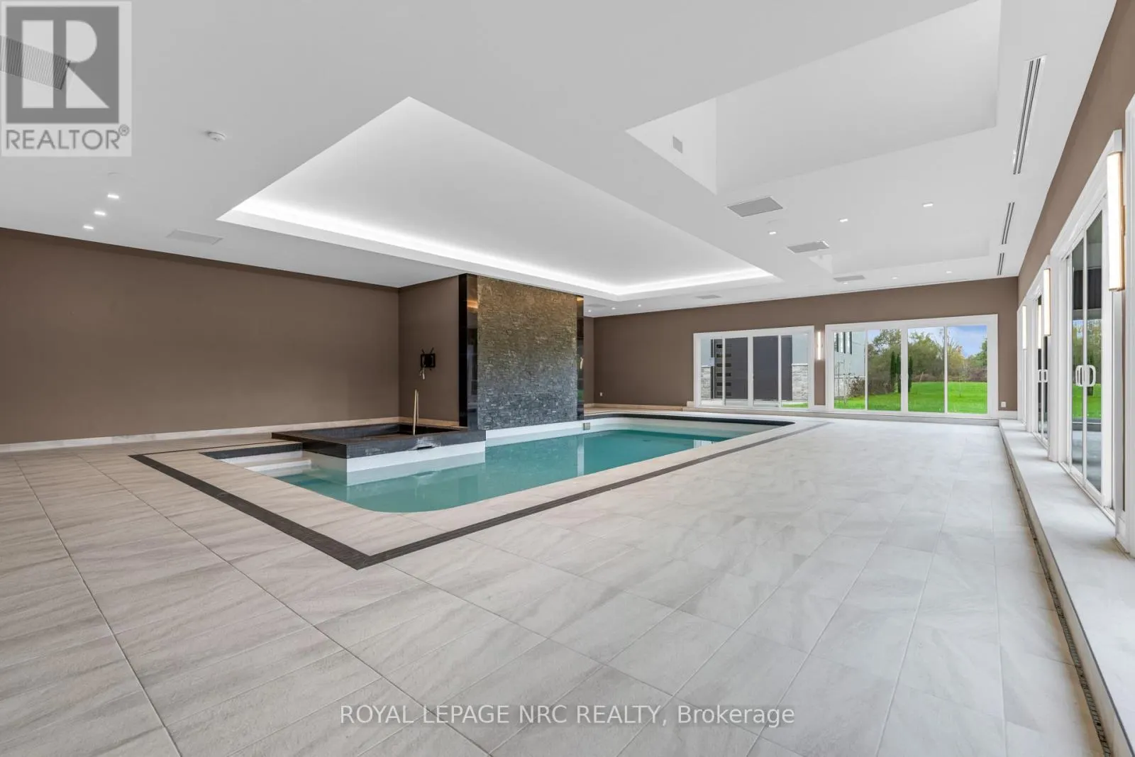 11037 NIAGARA RIVER PARKWAY