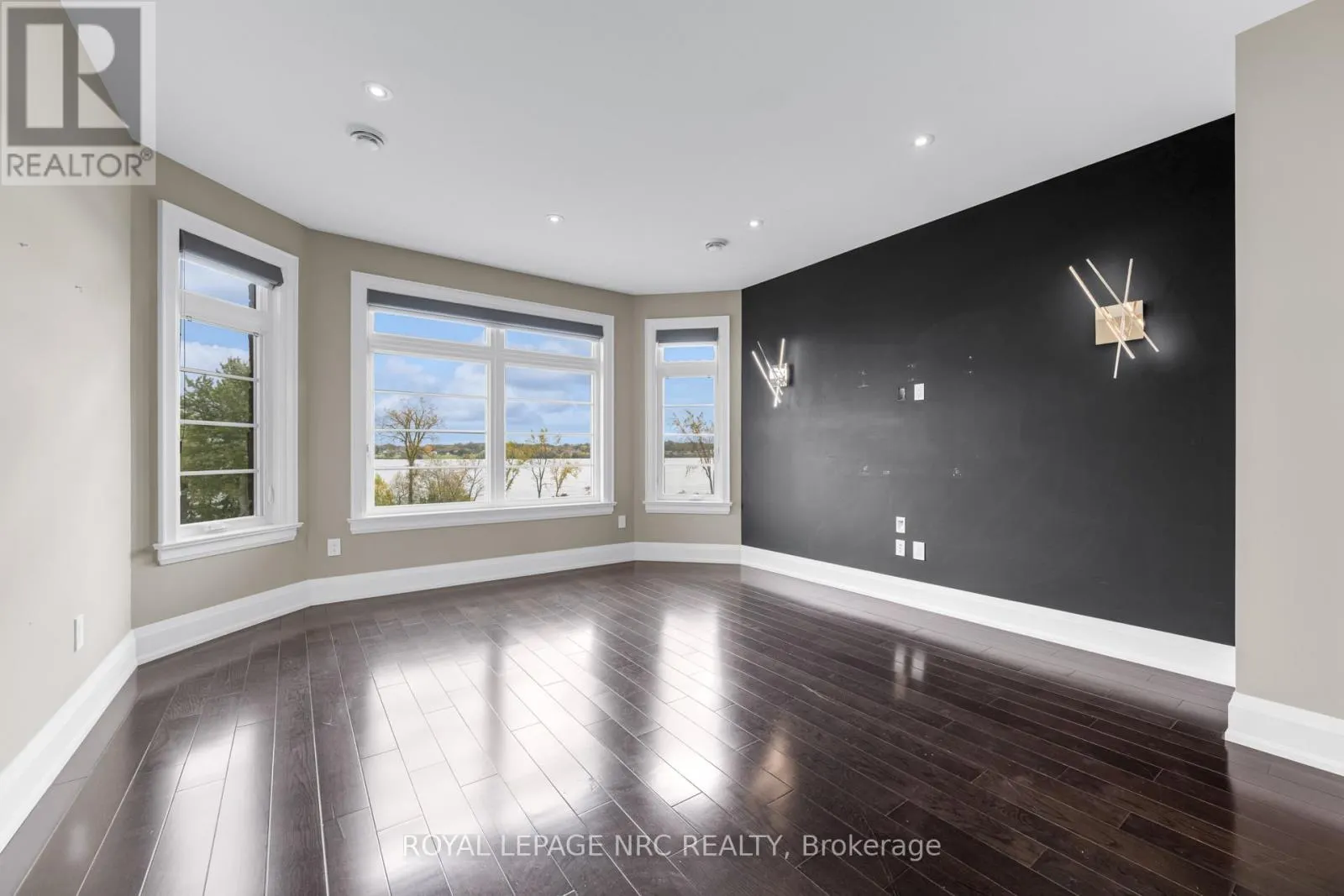 11037 NIAGARA RIVER PARKWAY