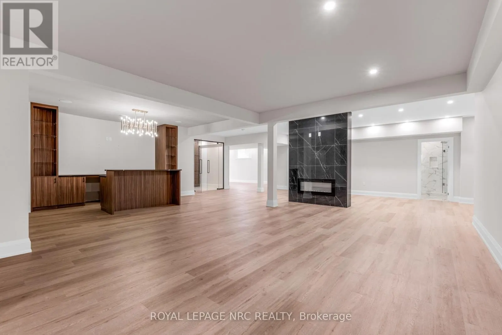 11037 NIAGARA RIVER PARKWAY