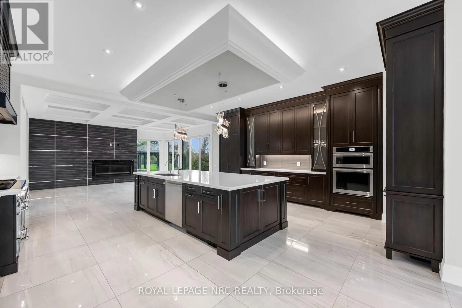 11037 NIAGARA RIVER PARKWAY