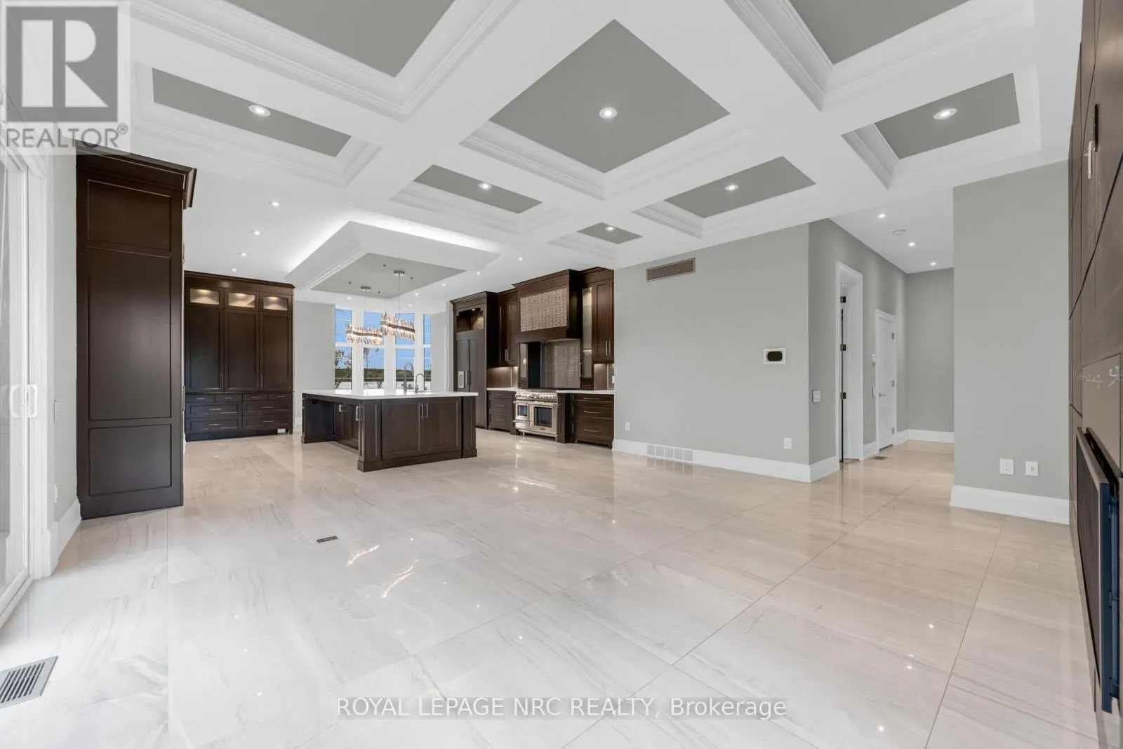 11037 NIAGARA RIVER PARKWAY