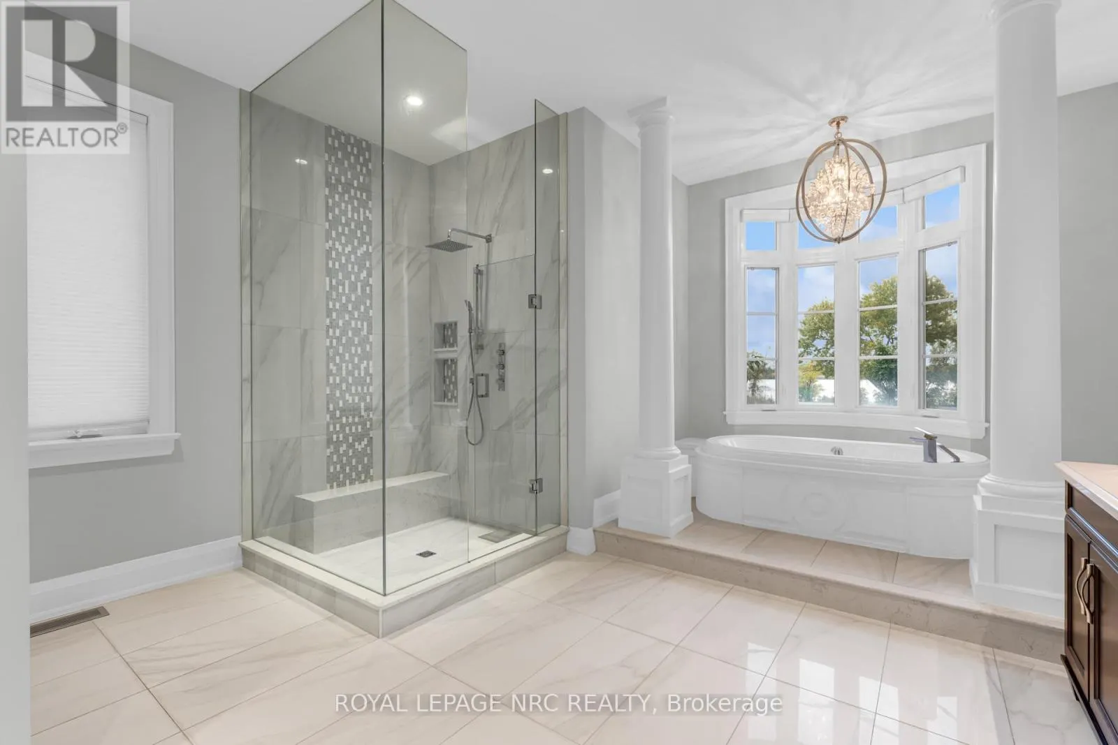 11037 NIAGARA RIVER PARKWAY
