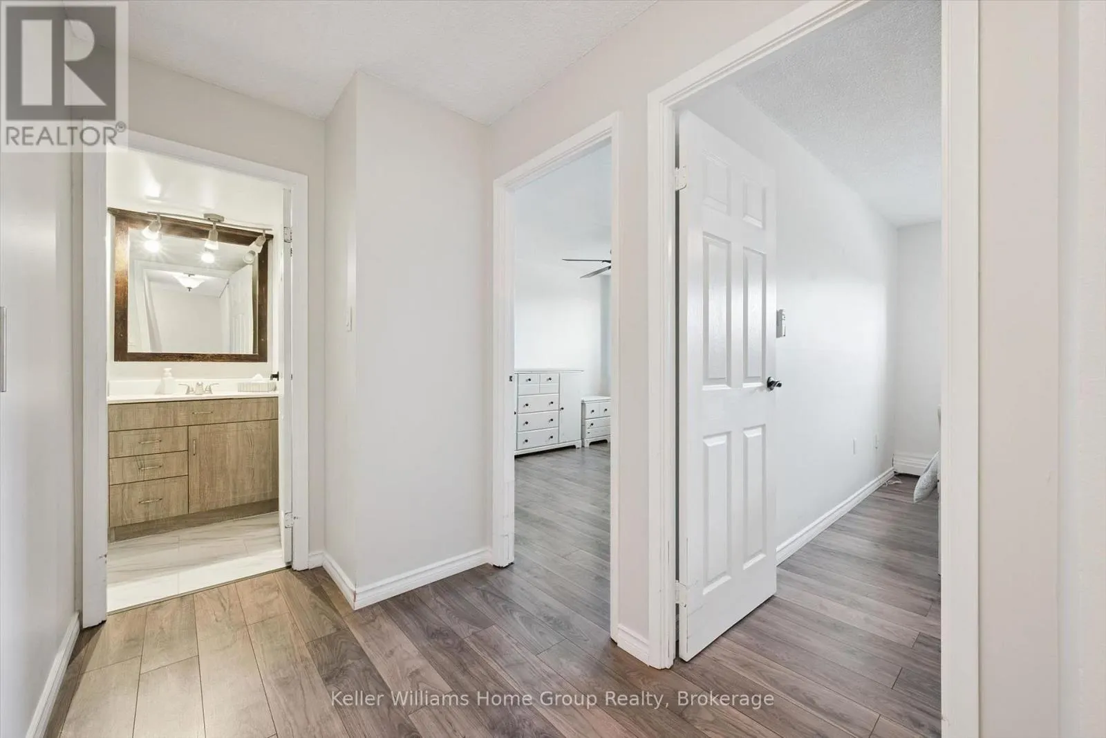 201 - 19 WOODLAWN ROAD E #201