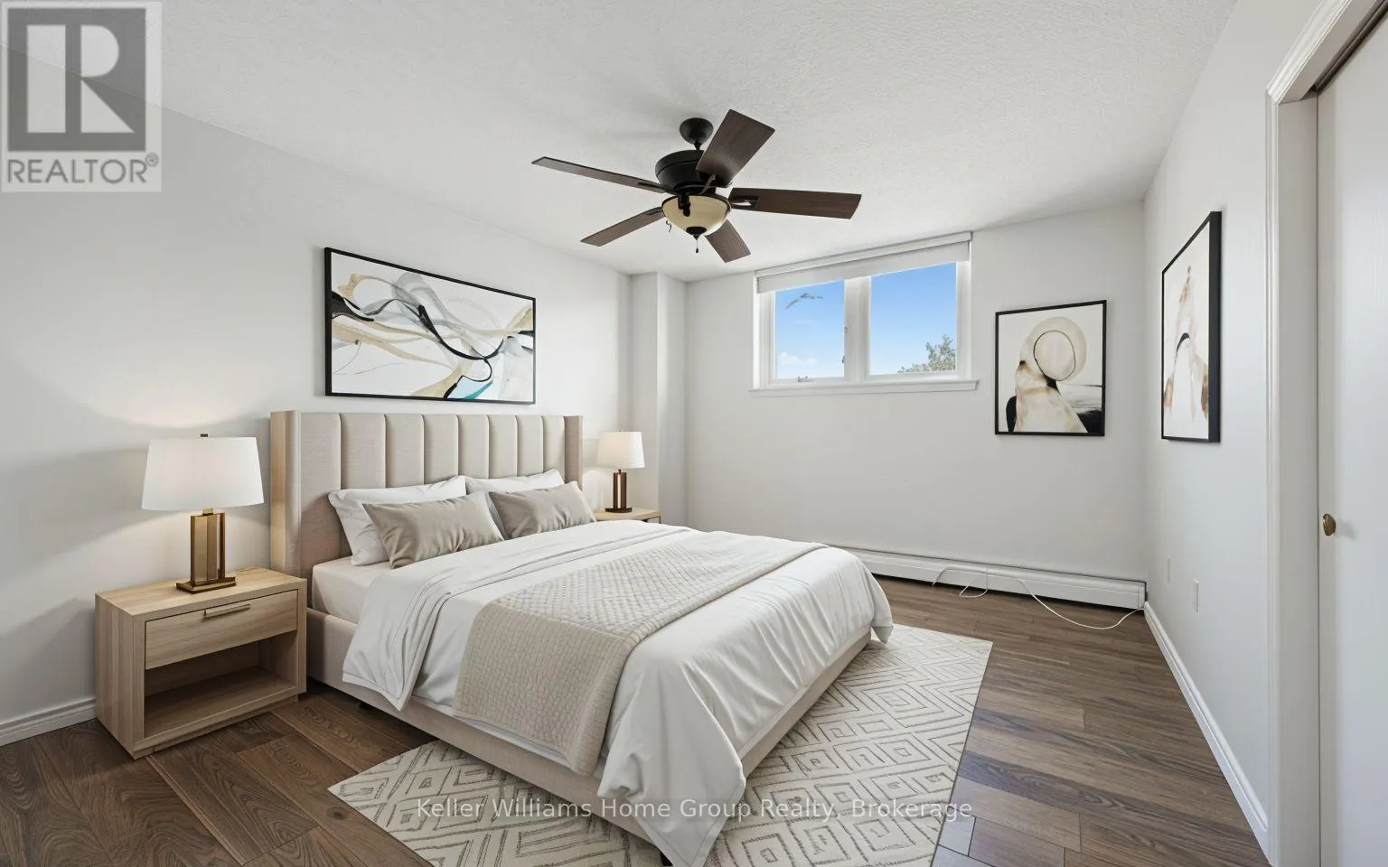 201 - 19 WOODLAWN ROAD E #201