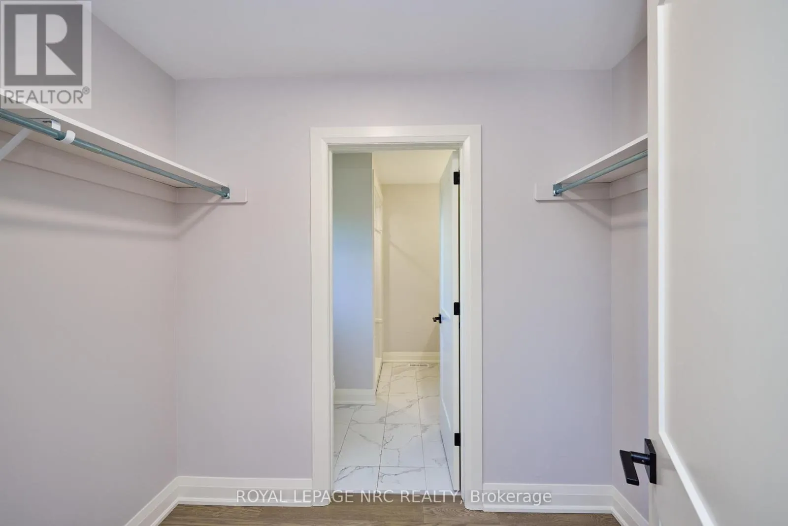 185 HODGKINS AVENUE