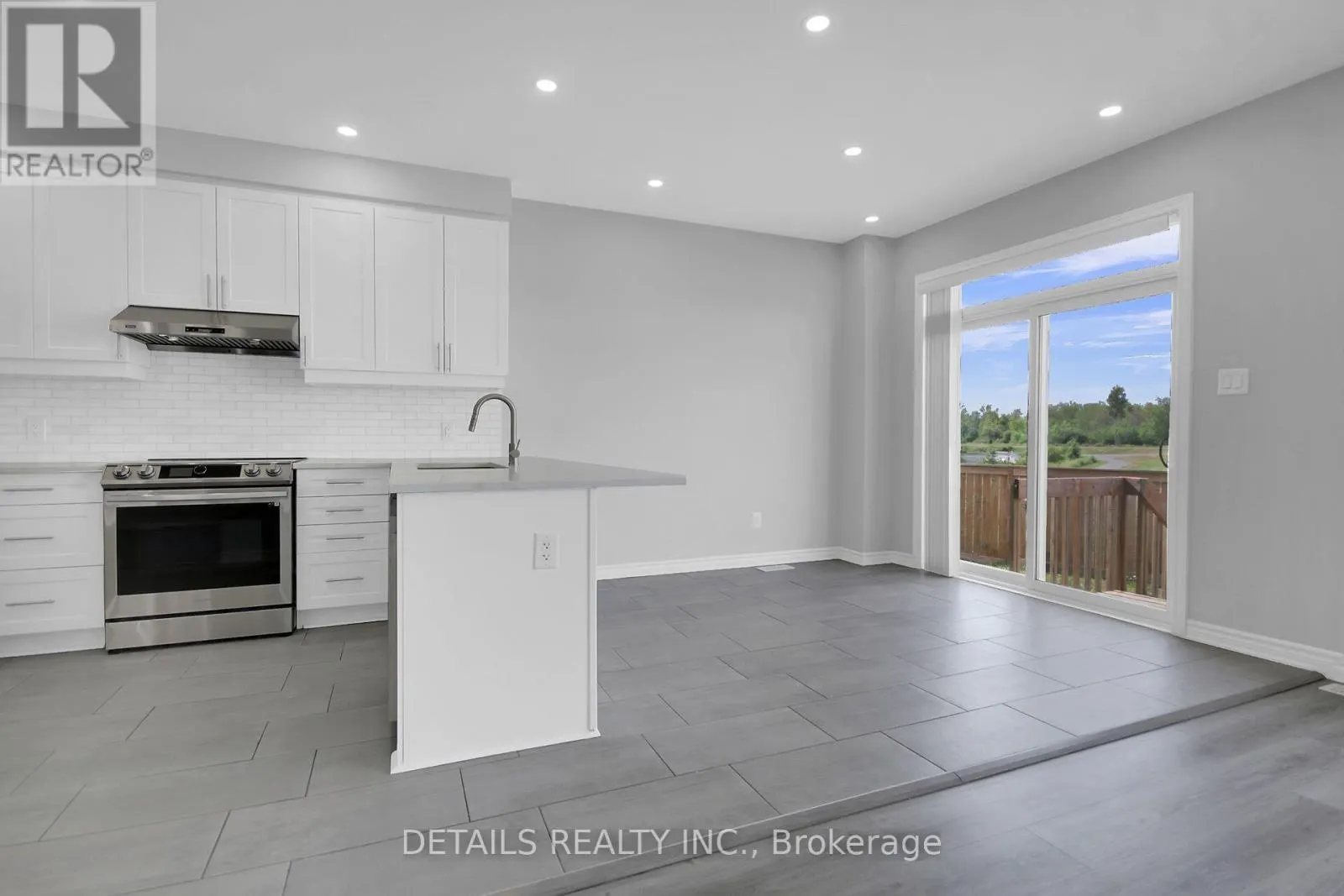 116 UNITY PLACE