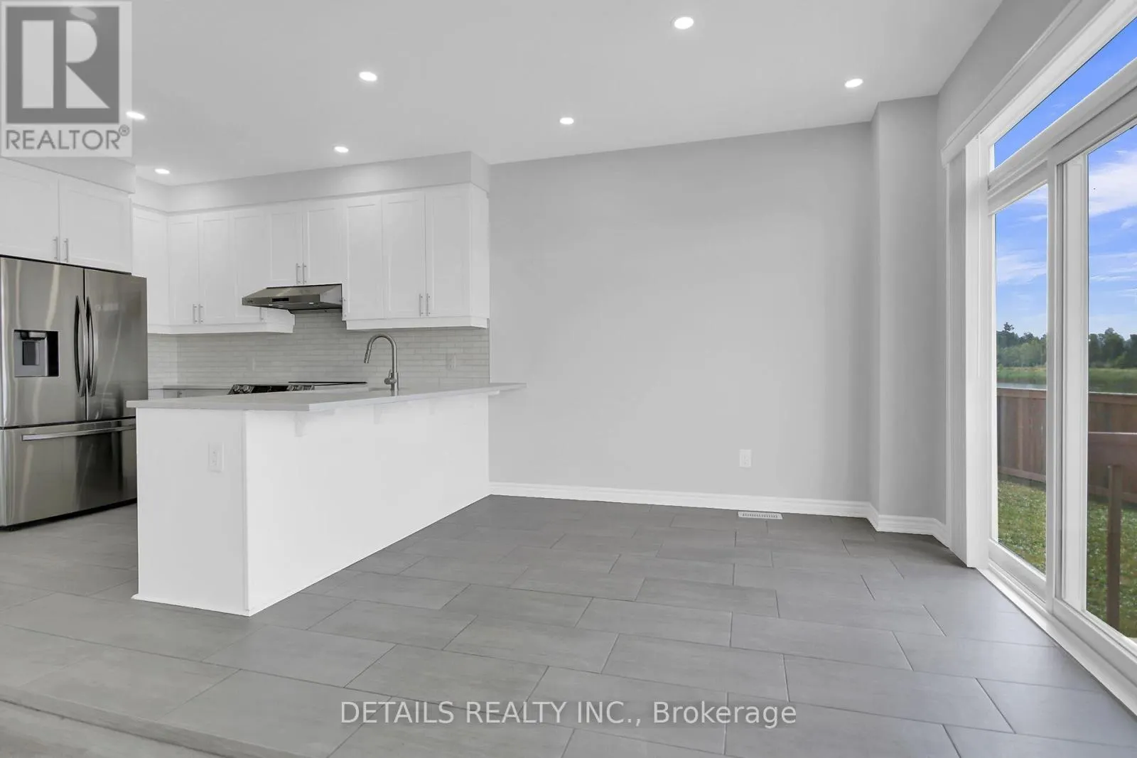 116 UNITY PLACE