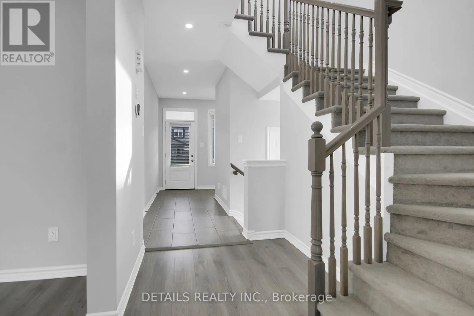116 UNITY PLACE