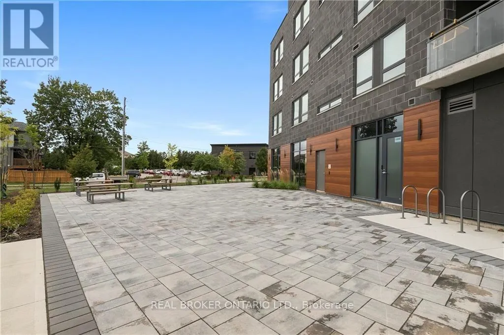 313 - 26 LOWES ROAD