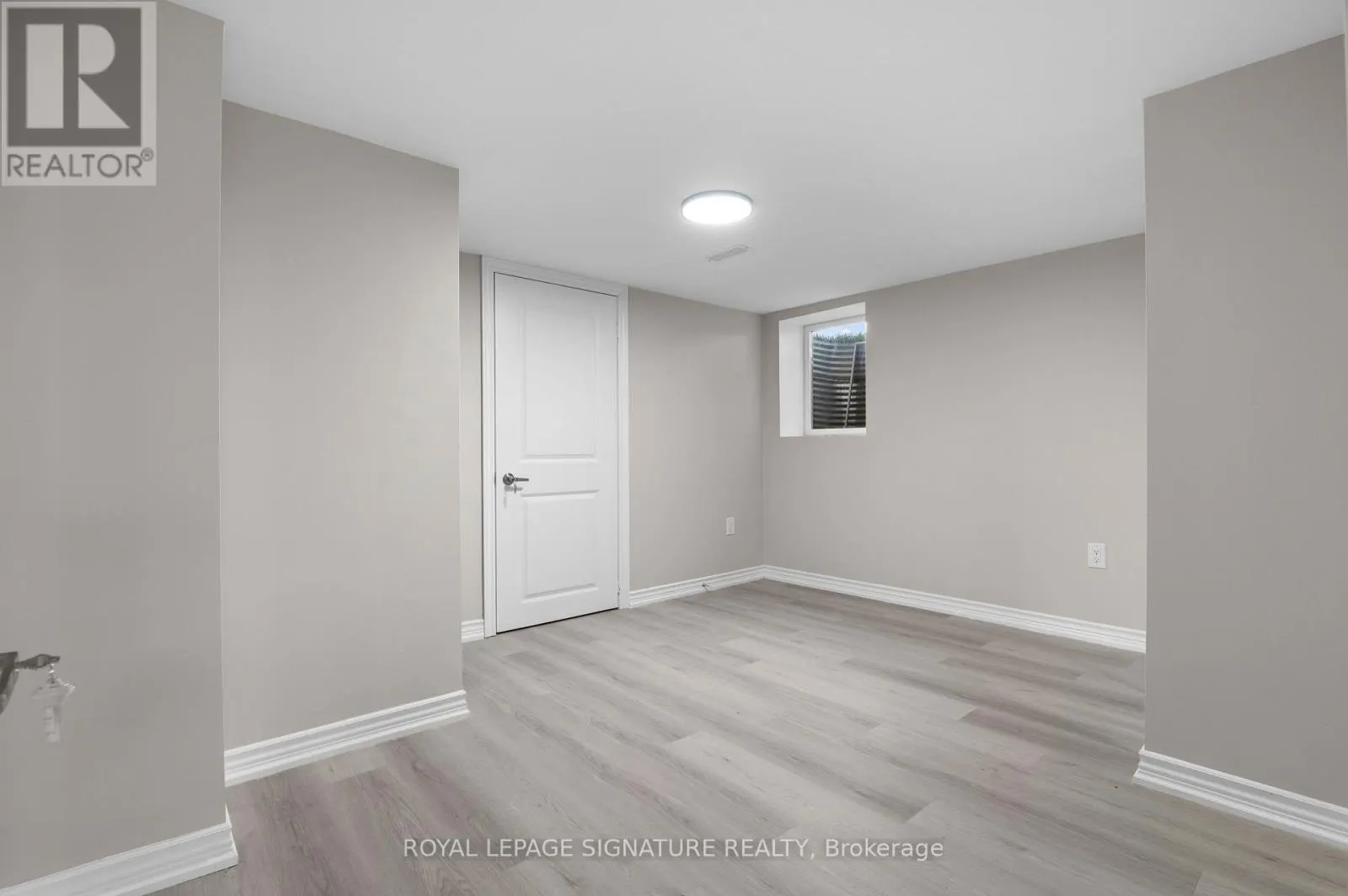 (BASEMENT SUITE) - 1 AITCHISON AVENUE
