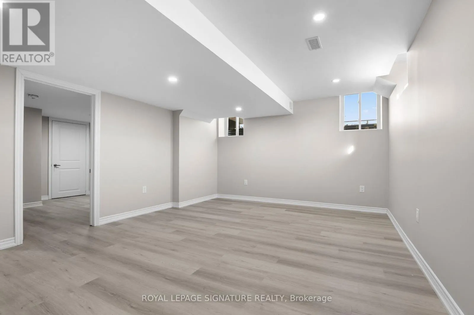 (BASEMENT SUITE) - 1 AITCHISON AVENUE