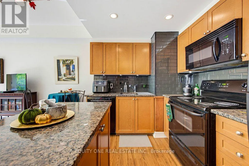 210 - 200 BESSERER STREET