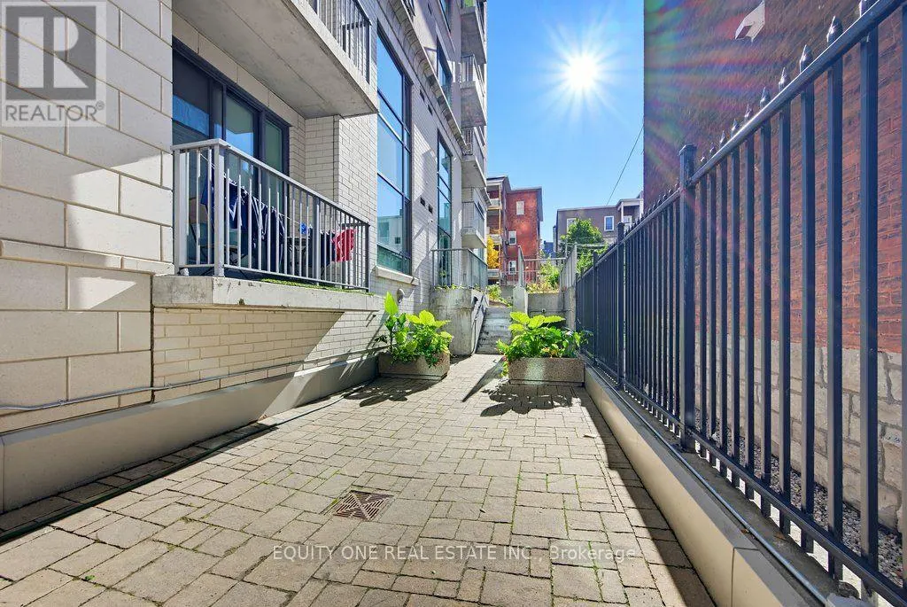 210 - 200 BESSERER STREET