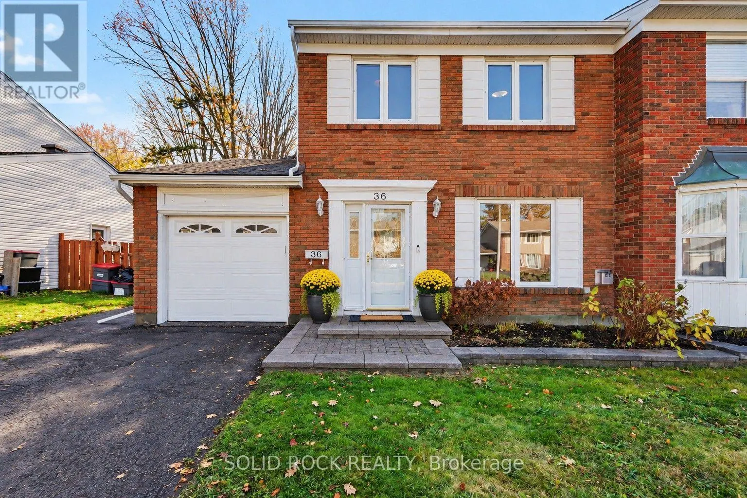 36 MEADOWBANK DRIVE
