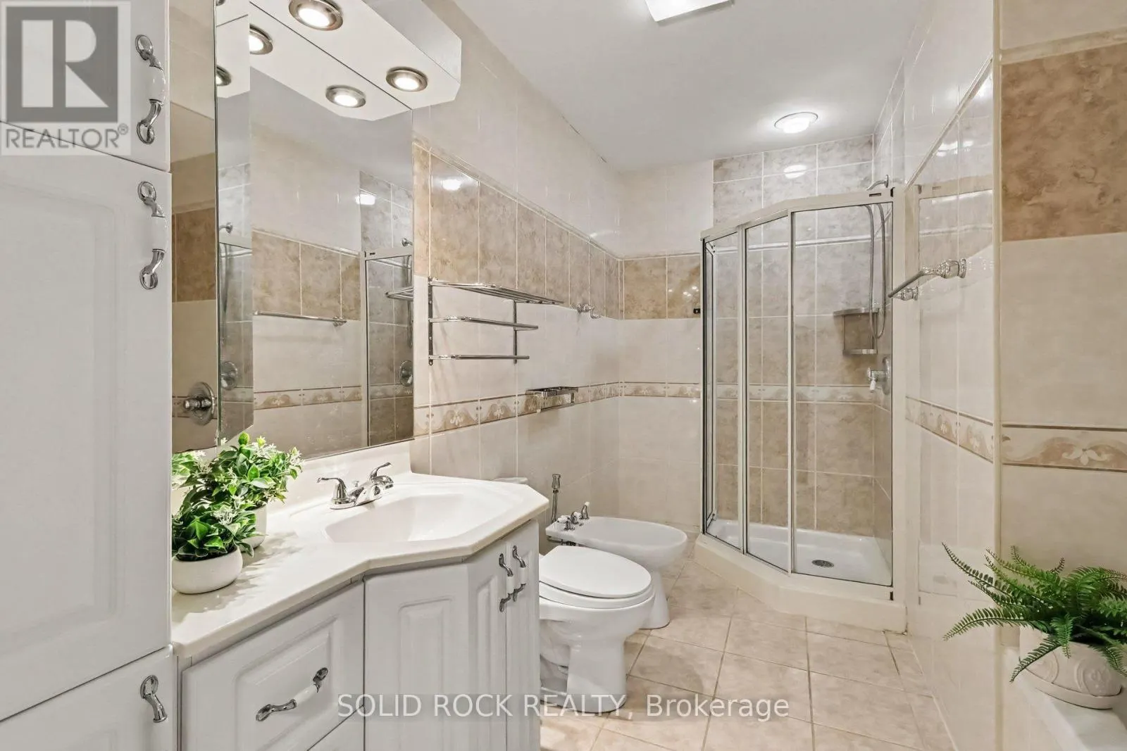 36 MEADOWBANK DRIVE