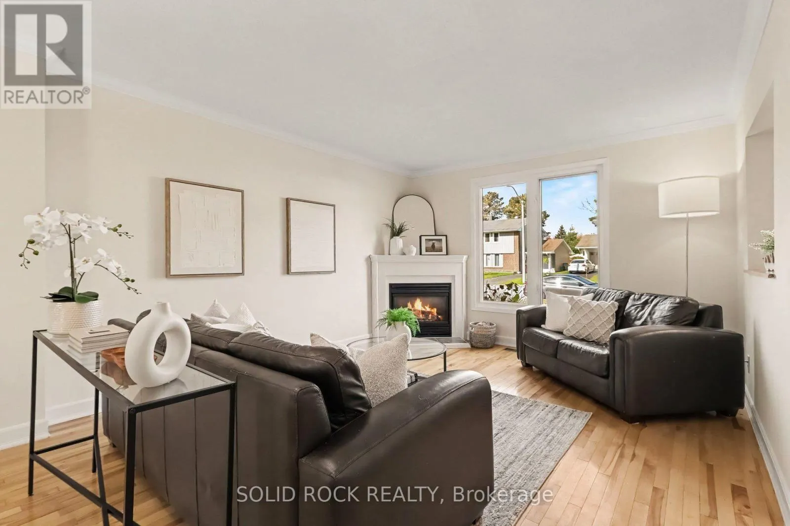 36 MEADOWBANK DRIVE