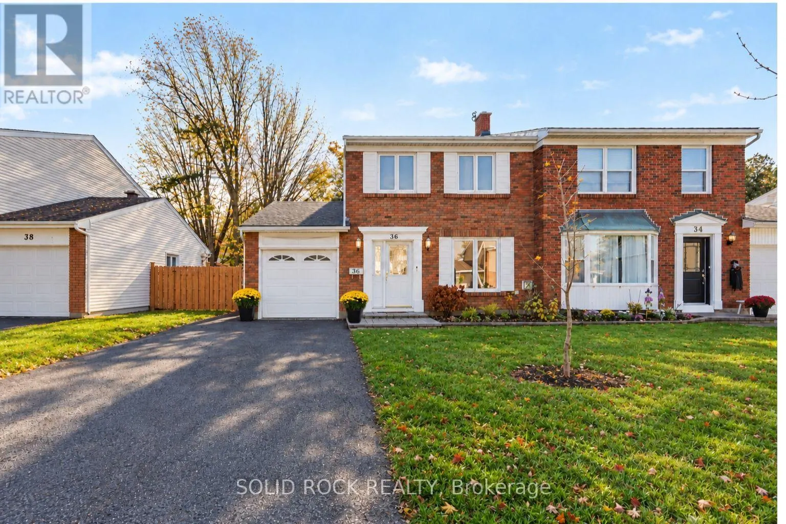 36 MEADOWBANK DRIVE
