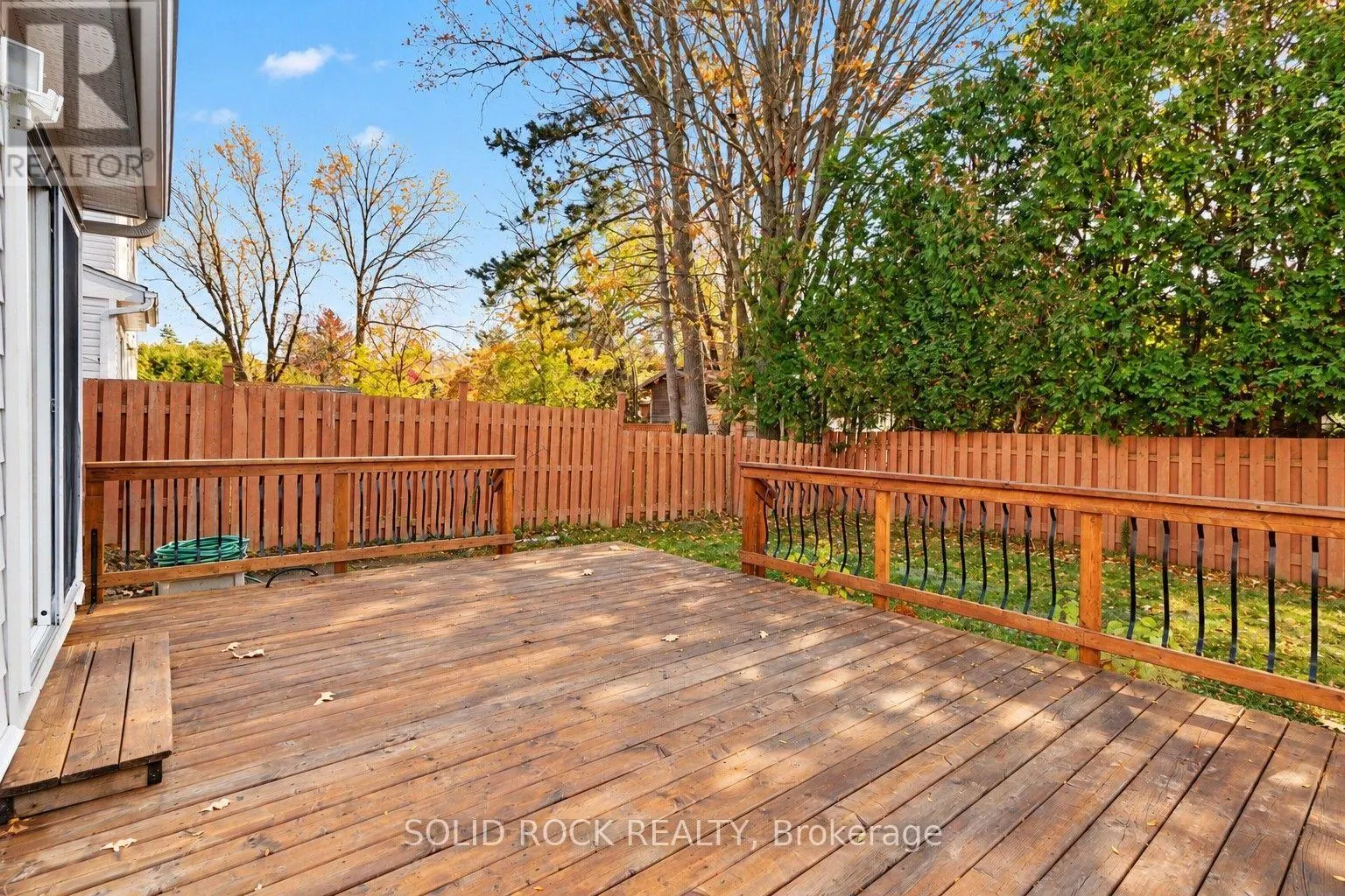 36 MEADOWBANK DRIVE