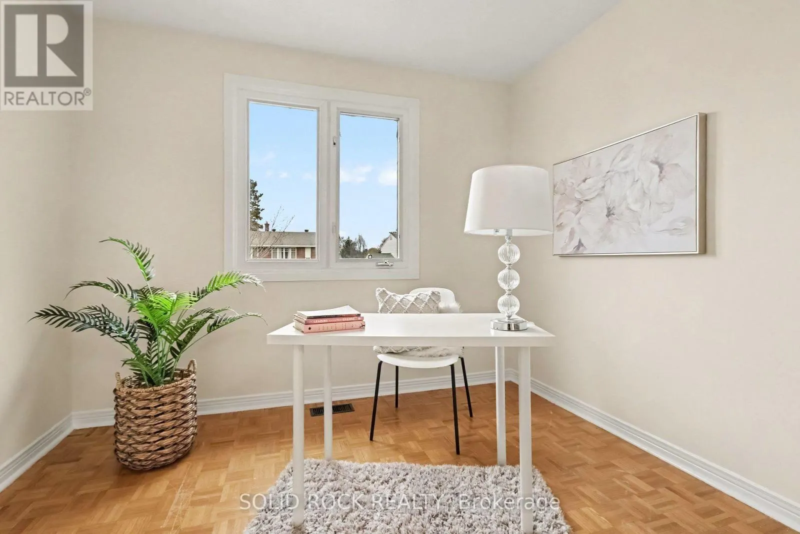 36 MEADOWBANK DRIVE