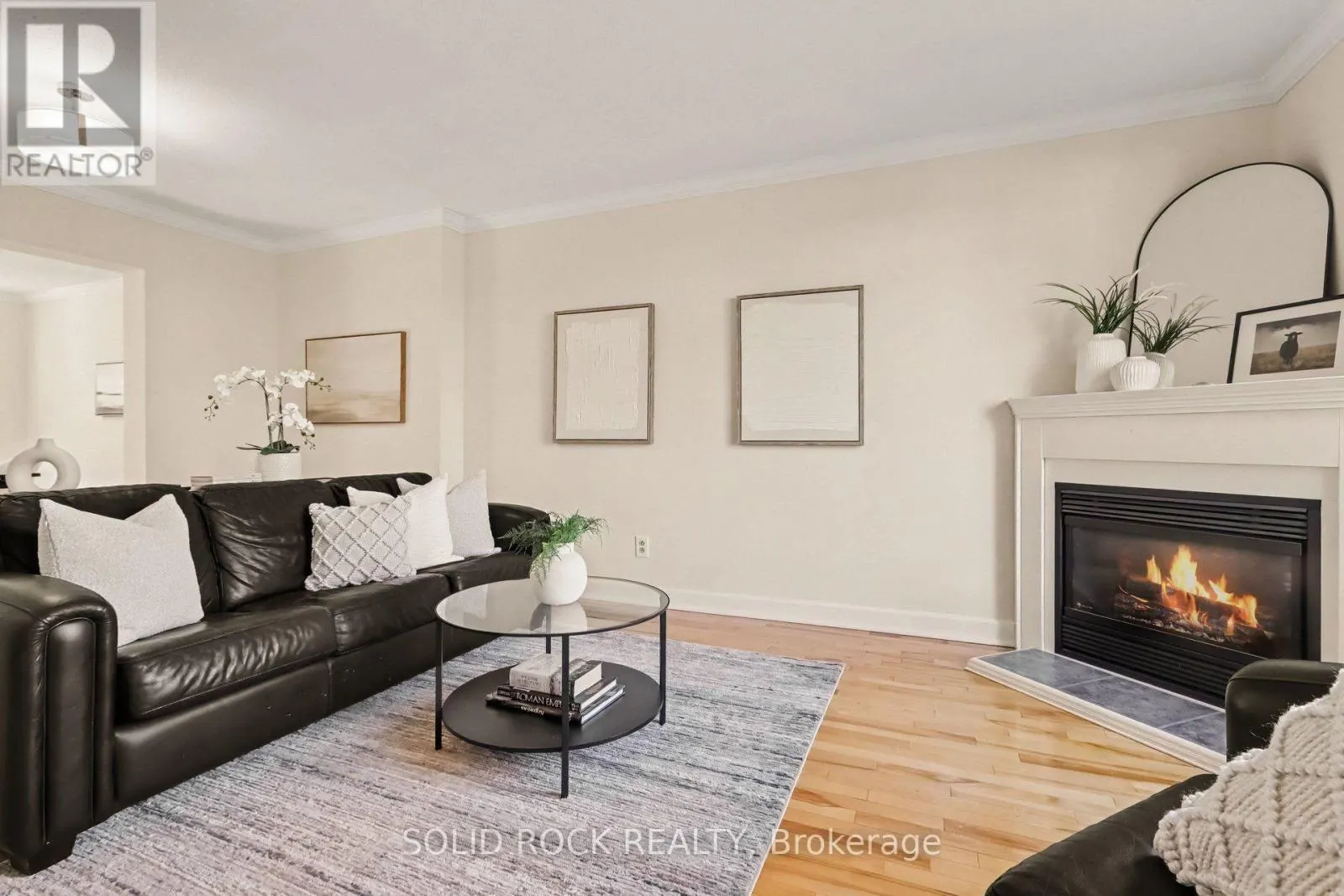 36 MEADOWBANK DRIVE