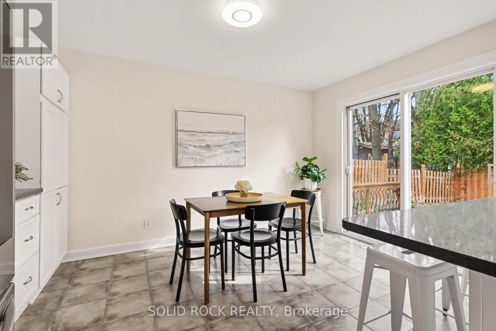 36 MEADOWBANK DRIVE