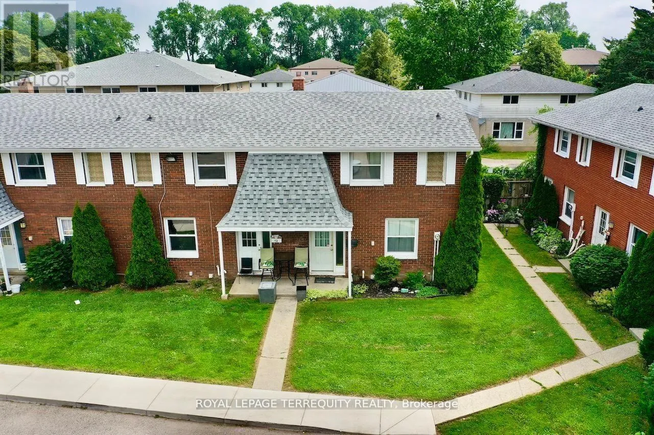 16 ORCHARD PLACE