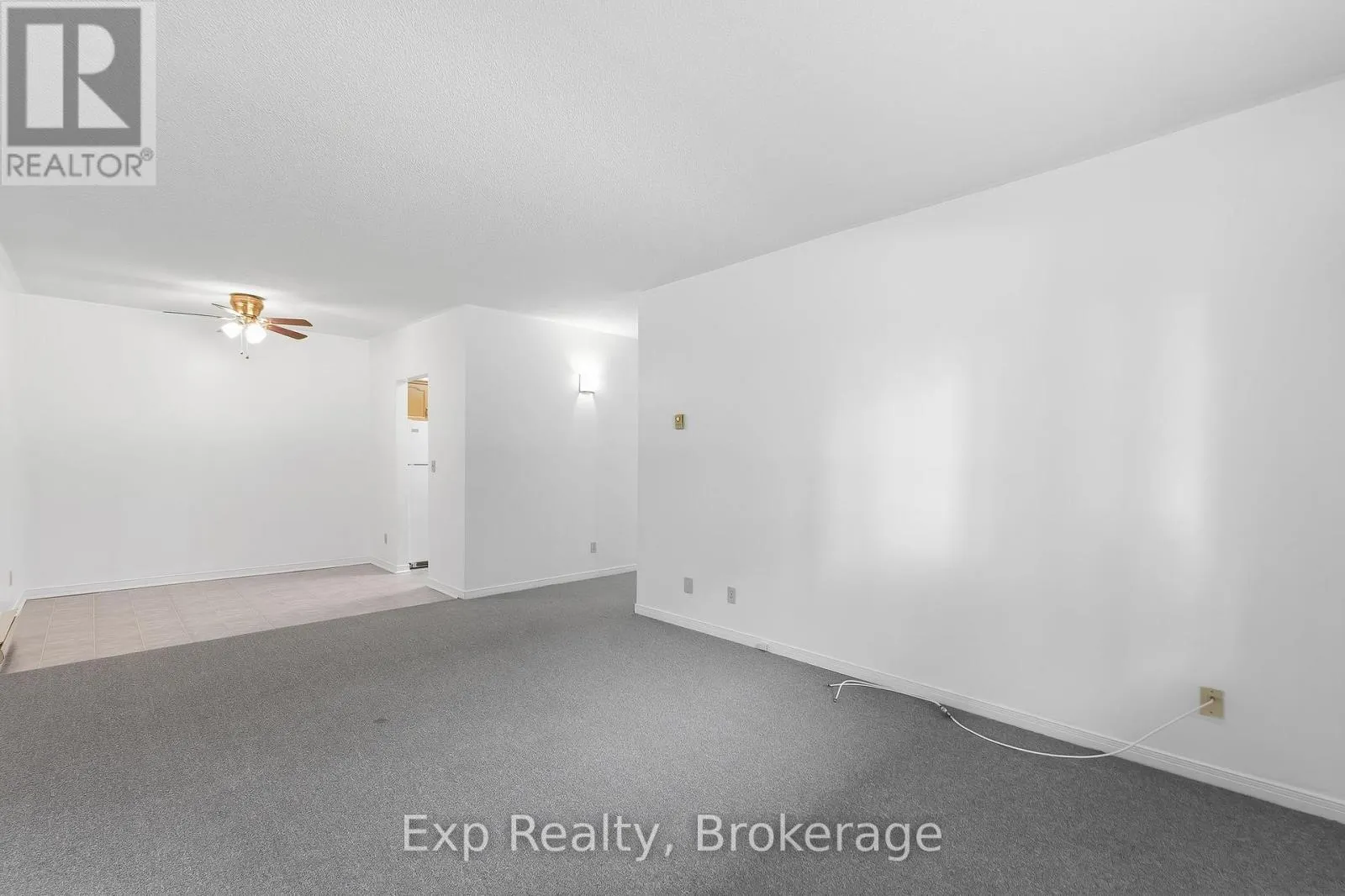 201 - 117 PRINCE EDWARD STREET #201
