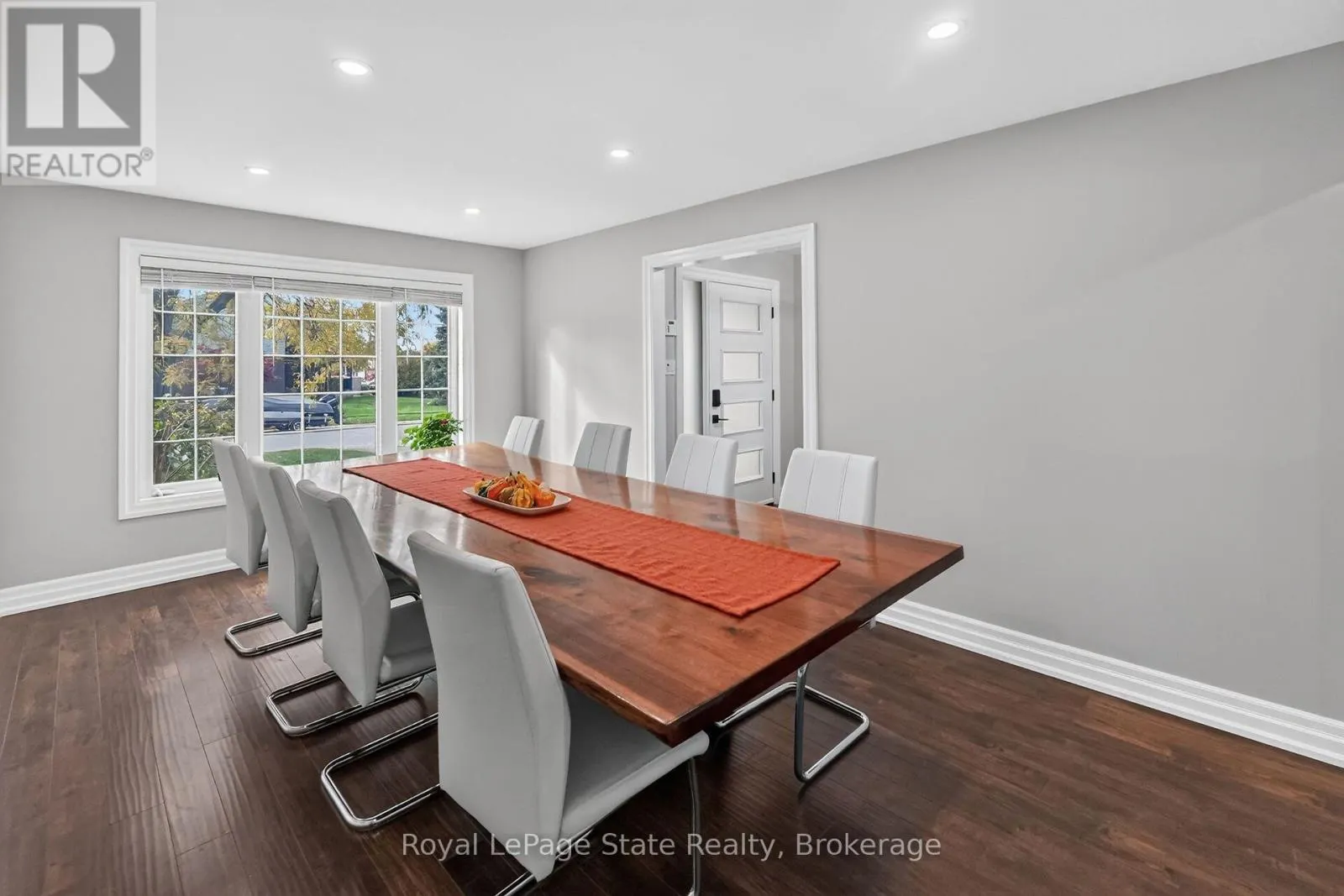 223 STAGECOACH DRIVE