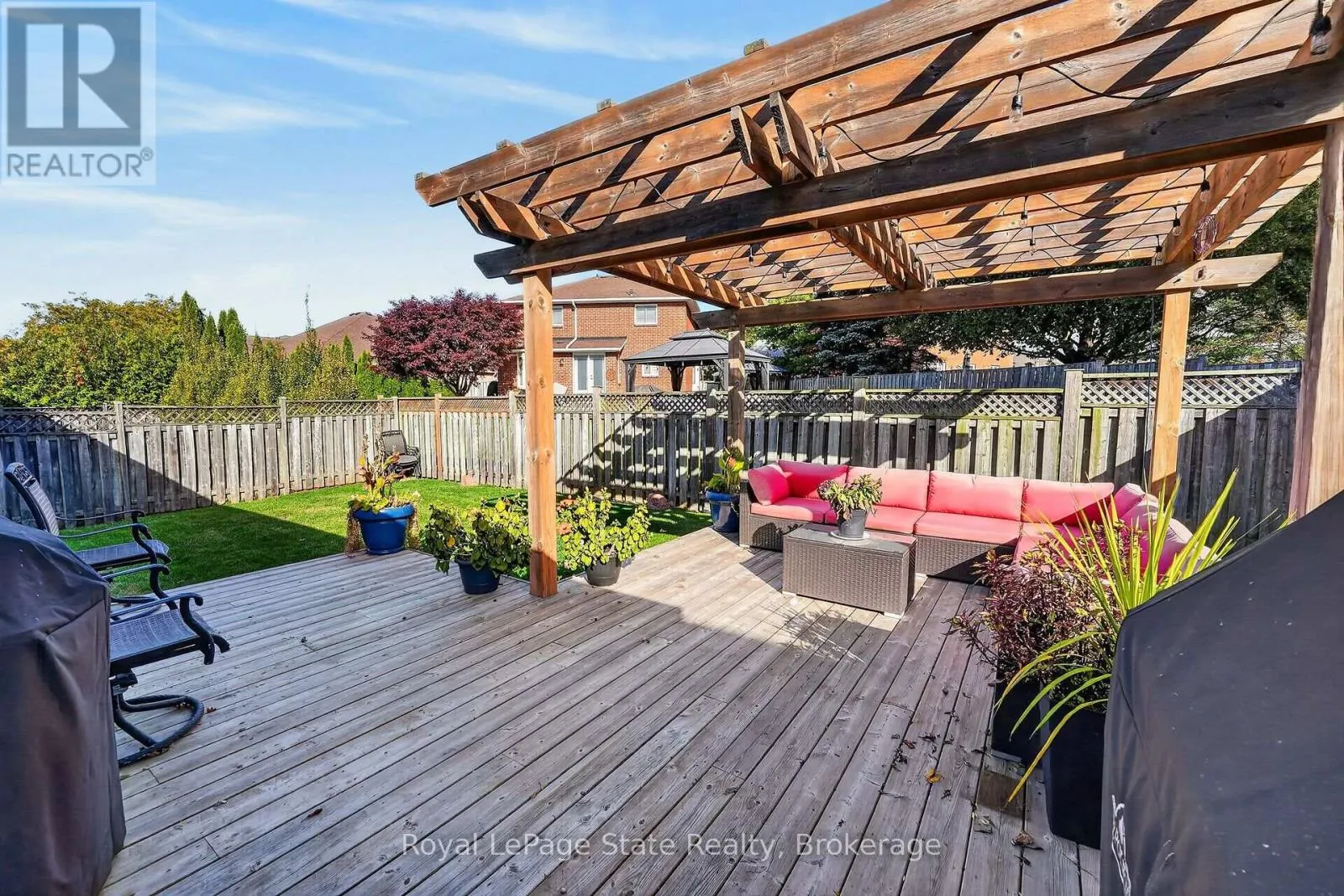 223 STAGECOACH DRIVE