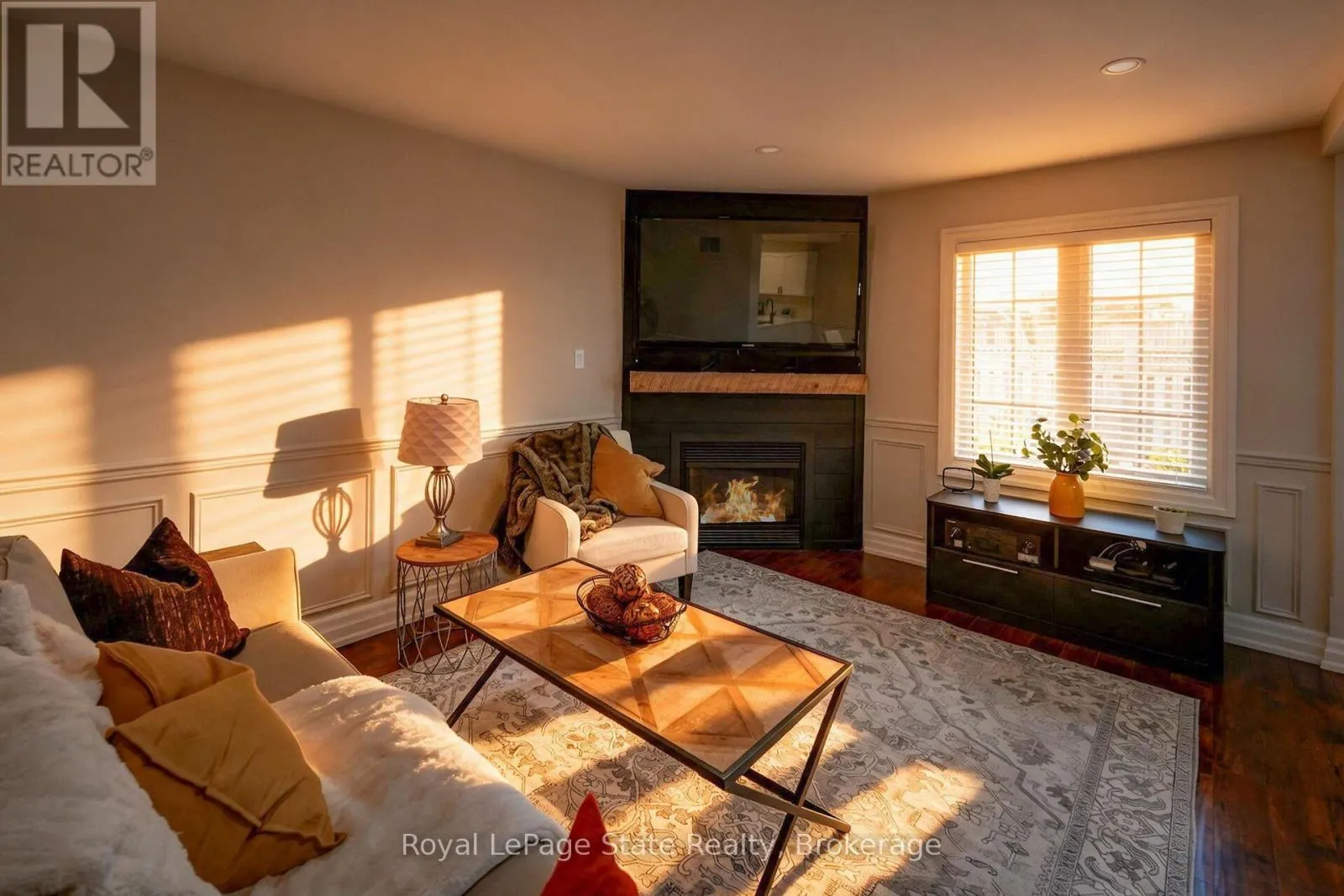 223 STAGECOACH DRIVE