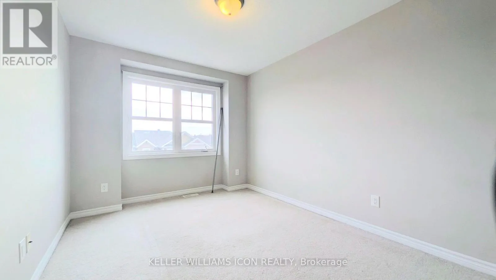 83 BUFFALOGRASS CRESCENT