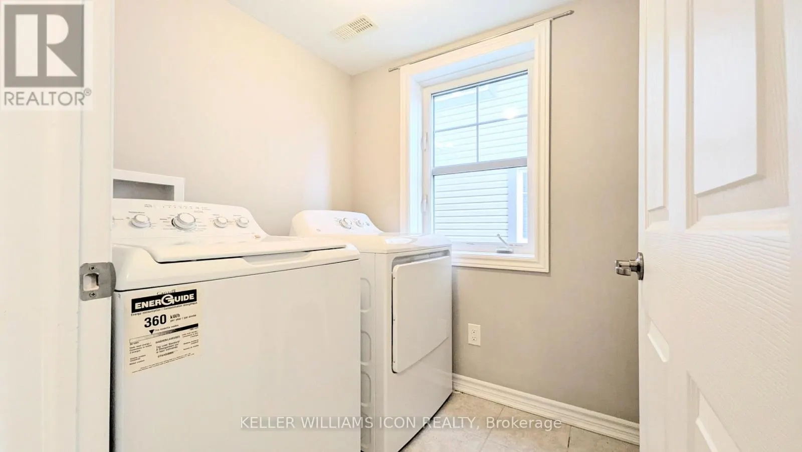 83 BUFFALOGRASS CRESCENT