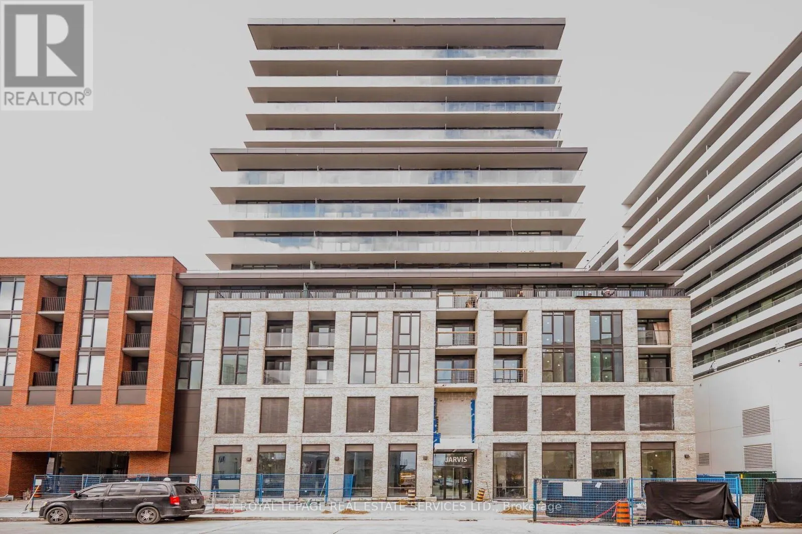 522 - 1 JARVIS STREET