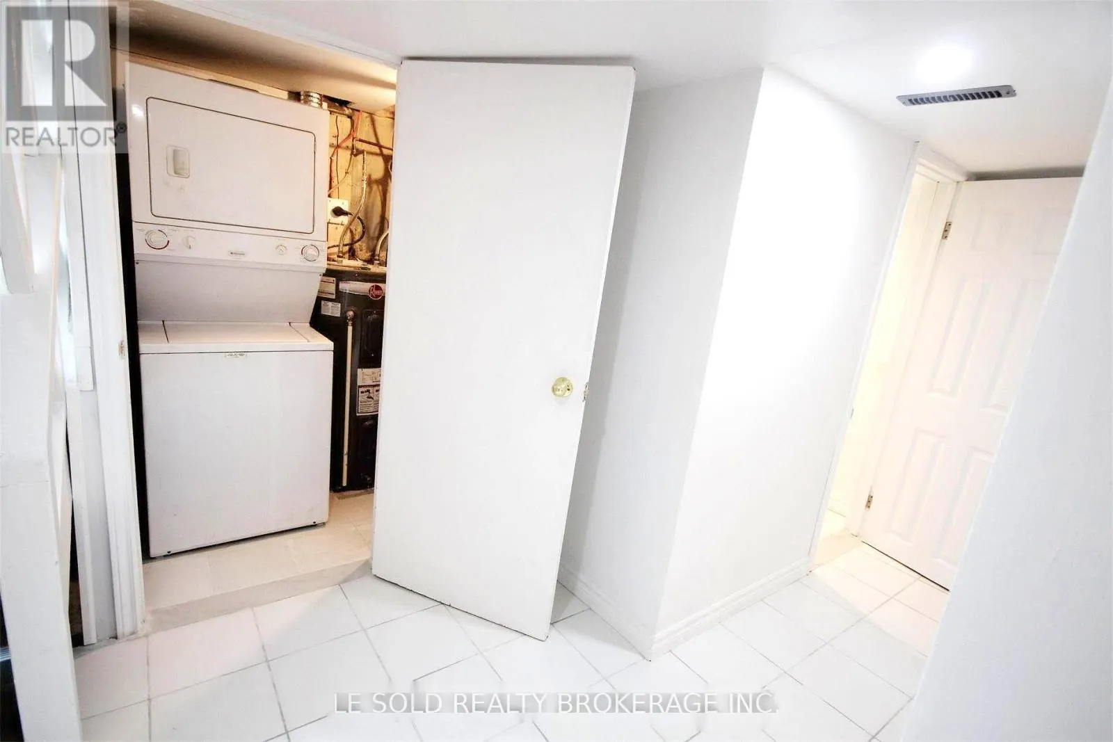 BSMT ROOM #2 - 112 LELAND STREET