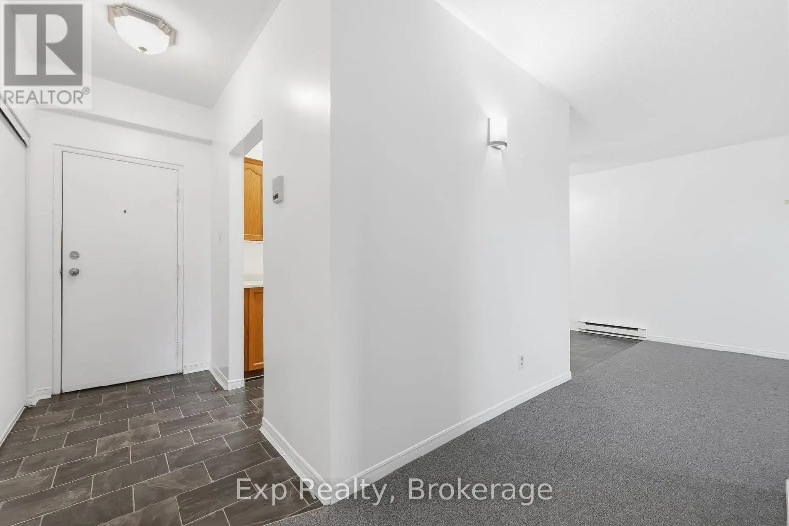 301 - 117 PRINCE EDWARD STREET #301