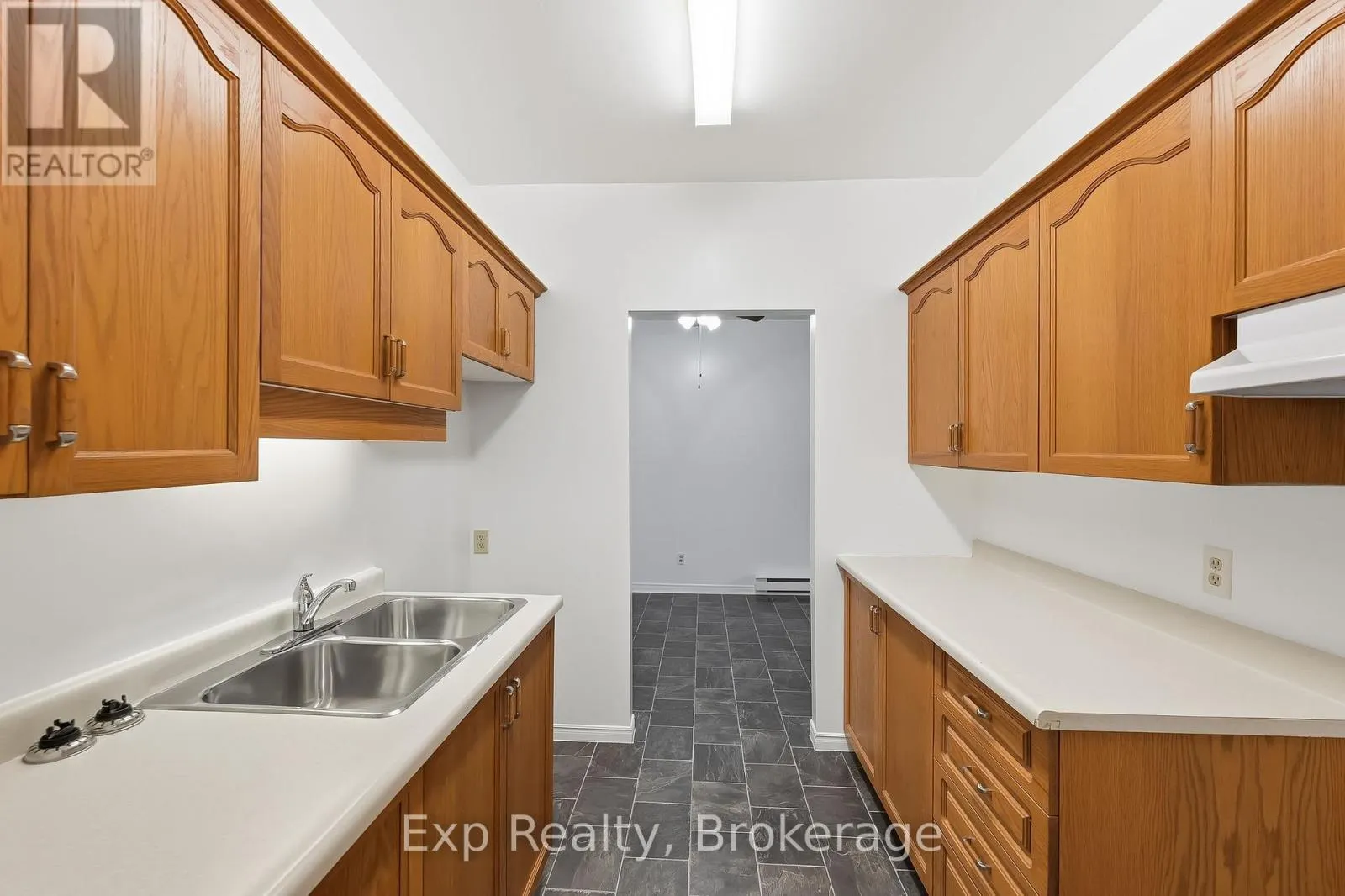 301 - 117 PRINCE EDWARD STREET #301