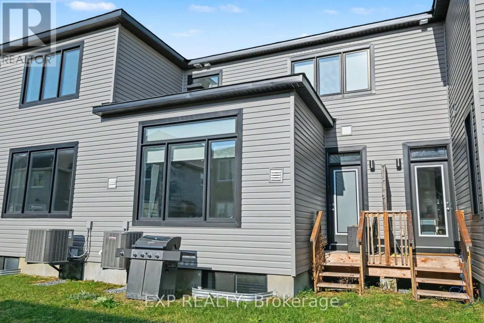 687 TALIESIN CRESCENT