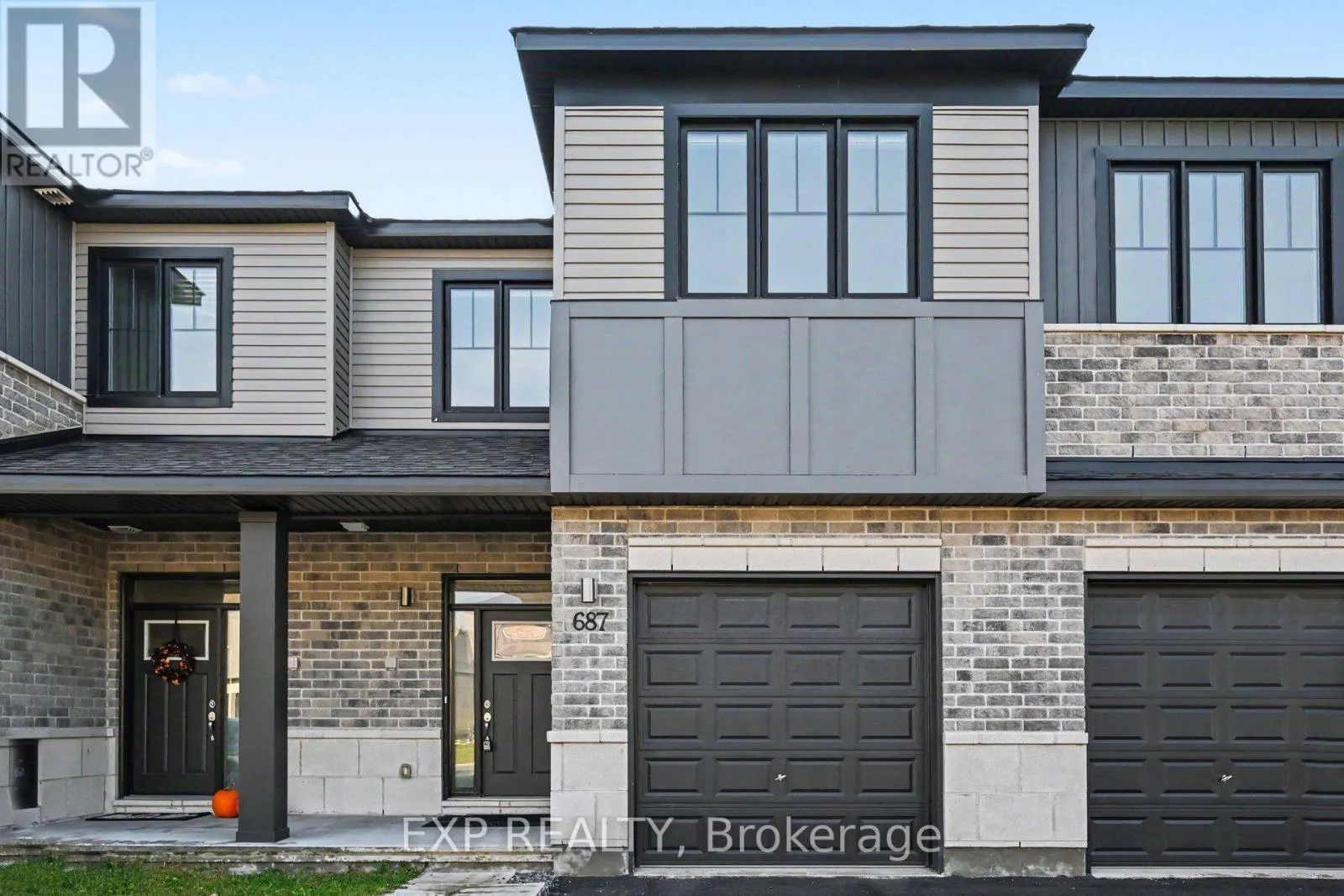 687 TALIESIN CRESCENT