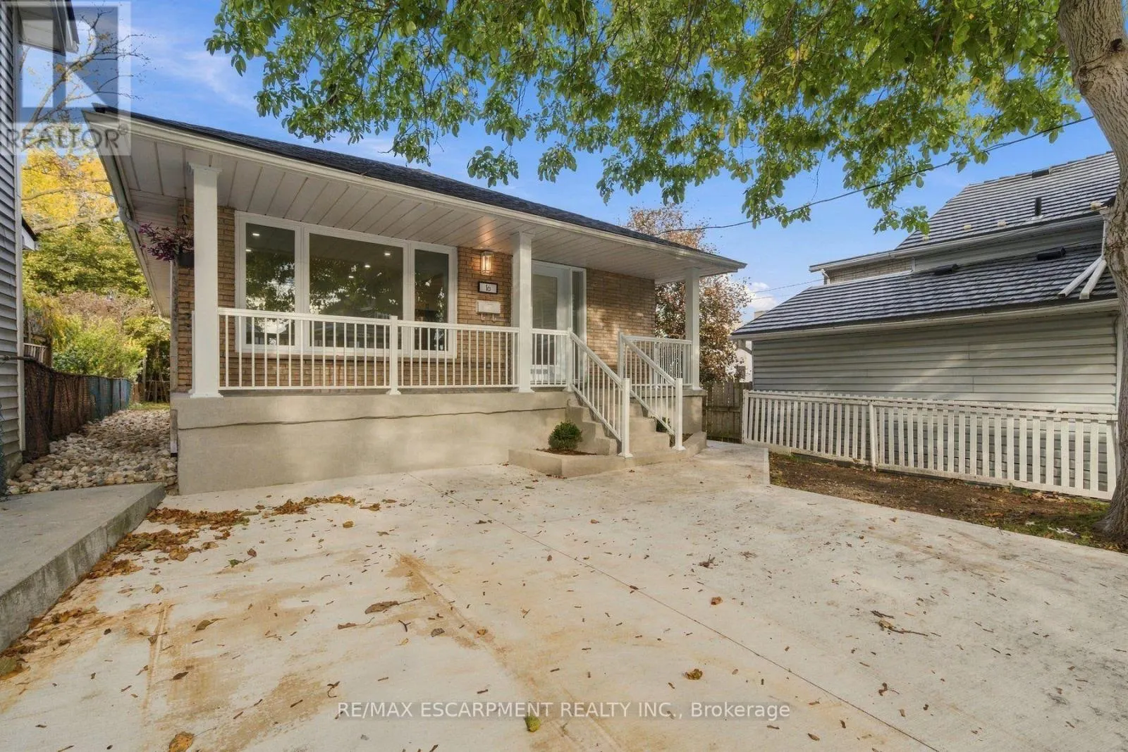 16 ELM AVENUE